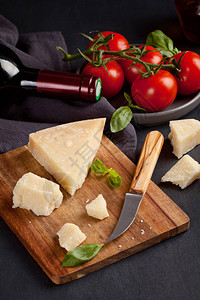 传统的意大利乳酪图片
