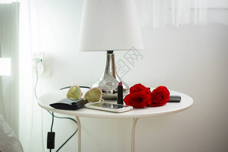 口红玫瑰家用手机来做一个完美的女人世界卧室的太阳图片