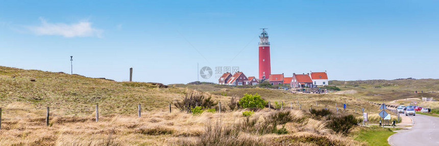 荷兰瓦登岛Texel的红灯塔全景和红灯塔形成TehCocksdo图片