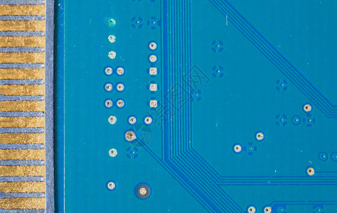 电子线路板与接触组特写图片