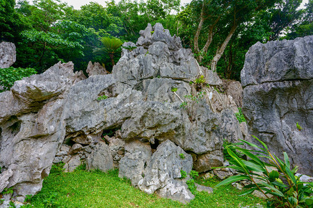 冲绳的大岩山高清图片