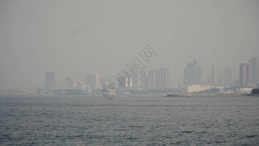 全景马尼拉市摩天大楼和建筑物海景沿海城市马尼拉海边的现代城市马卡蒂区图片