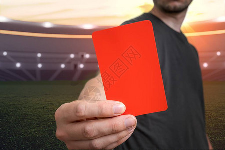 被评人显示红卡是惩罚足球背景图片