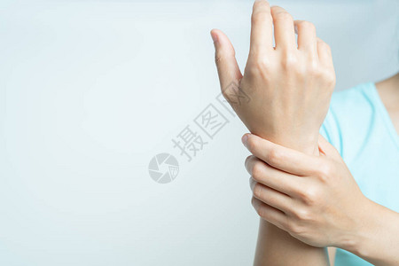 妇女手腕臂疼痛办公室综合症保图片