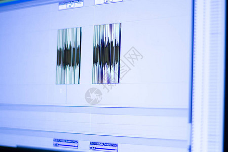 录音演播室数码混合办公桌屏幕图片