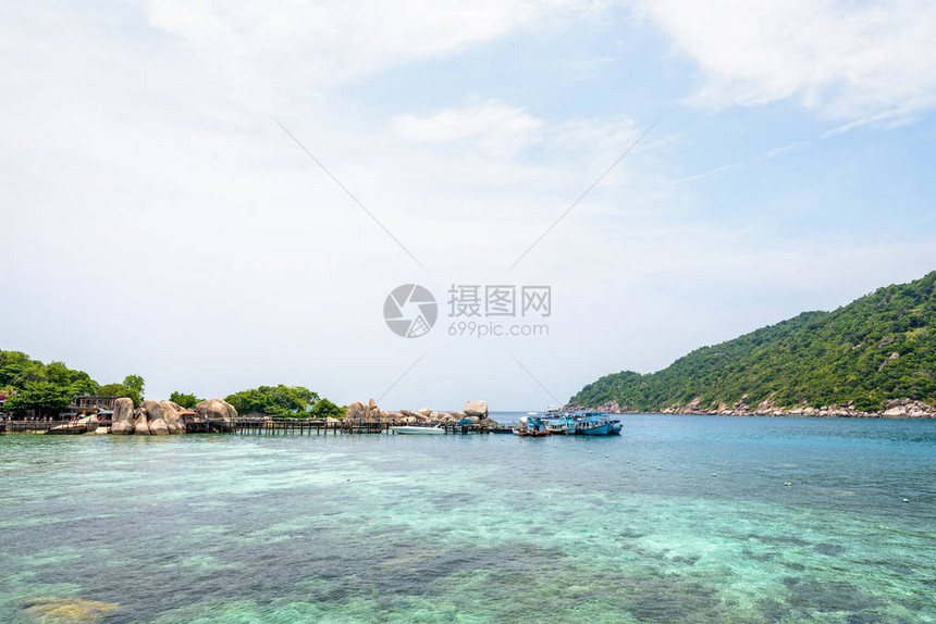 夏季在南园岛乘船游览码头的美丽海天自然景观是泰国素叻他尼省泰国湾著图片