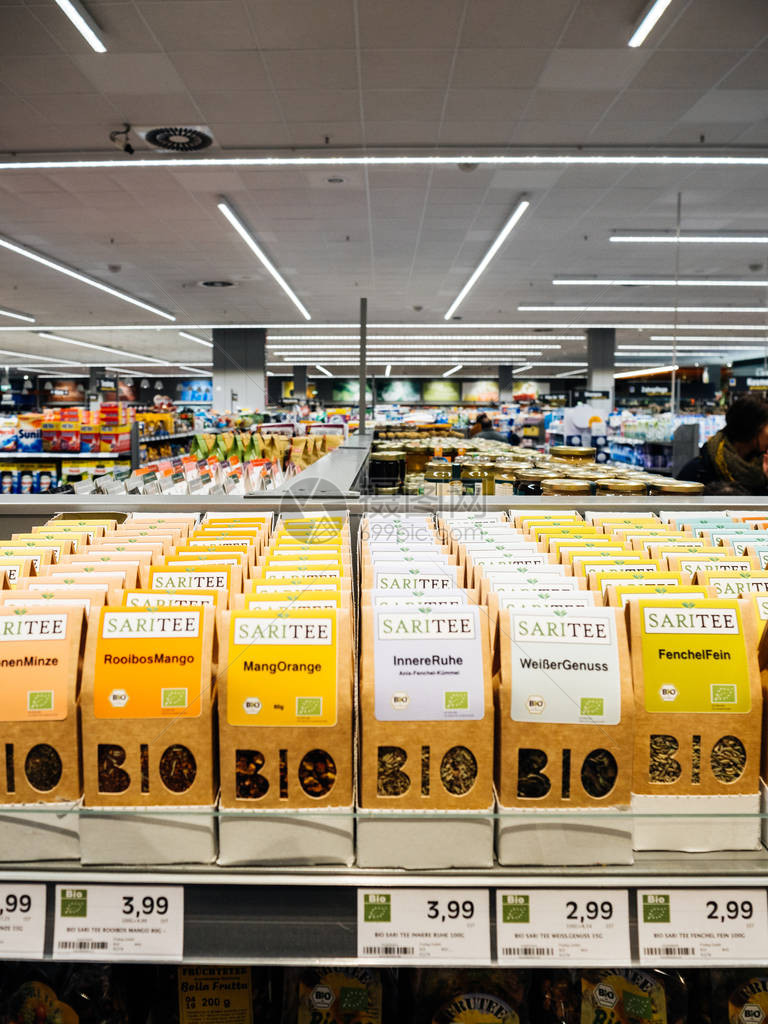 客户观点在德国Edeka超市图片