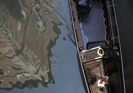 大运河上的贡多拉背景图片