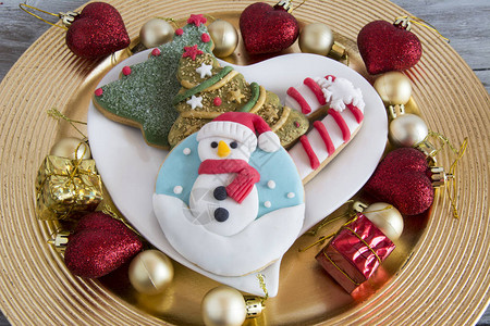 烤圣诞饼干装饰图片