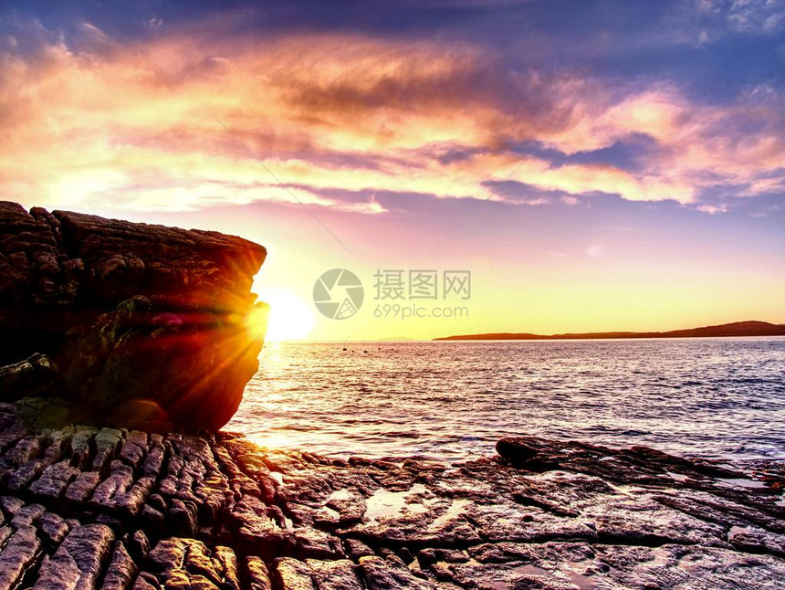 著名的苏格兰斯凯岛的埃尔戈岩石海湾图片