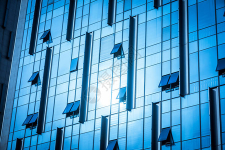 蓝色玻璃办公楼图片