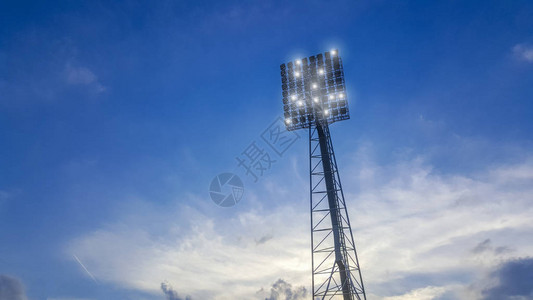 高电能聚光灯户外体育场图片