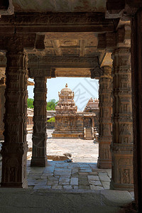 昆贝斯瓦拉从印度西卡利斯特Airavatesvara寺Darasuram泰米尔纳德邦的Chandikes背景