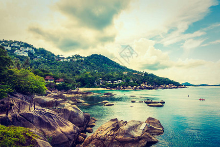 在泰国Samui岛的美丽空中观海度假和旅行图片