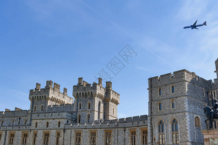 位于英国伯克郡温莎郡温莎城堡的上区和温莎城堡四合院图片