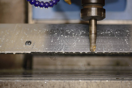 CNC碾磨机用指数式球末期工具切割轮胎模图片