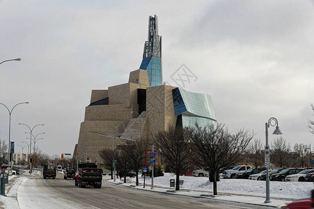 加拿大人权博物馆的冬季景观CMHR是马尼托巴省温尼伯的一座博物馆图片