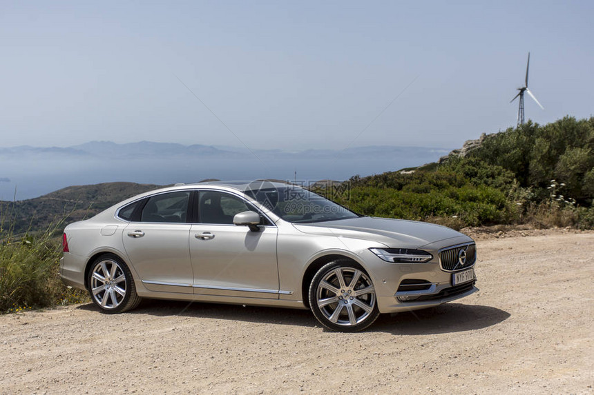 西班牙的VolvoS90商图片