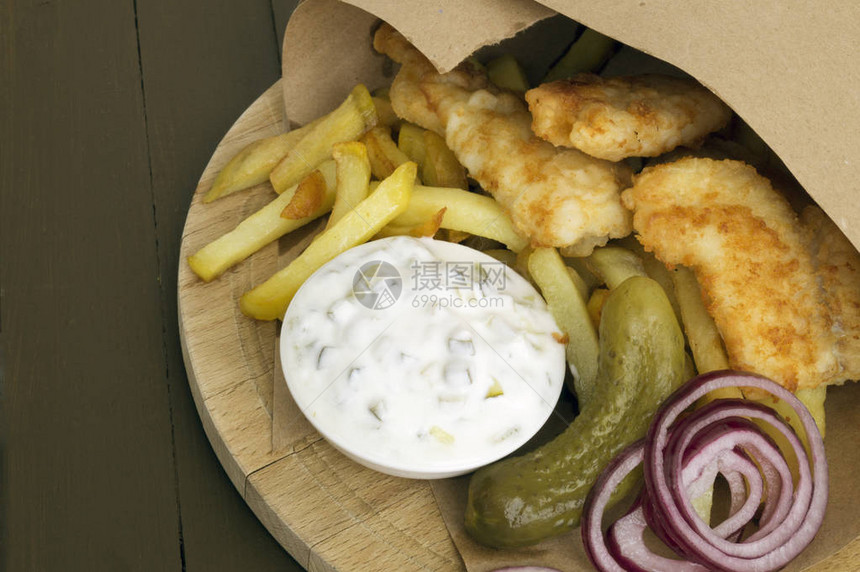鱼和薯条一道传统的英式菜肴图片