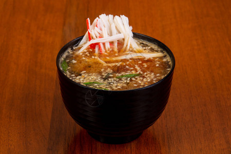 日本蟹肉味噌汤图片