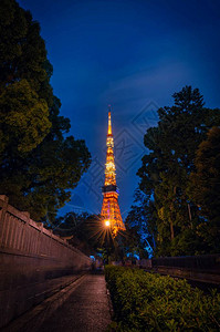 日本东京暮光之城的东京塔图片