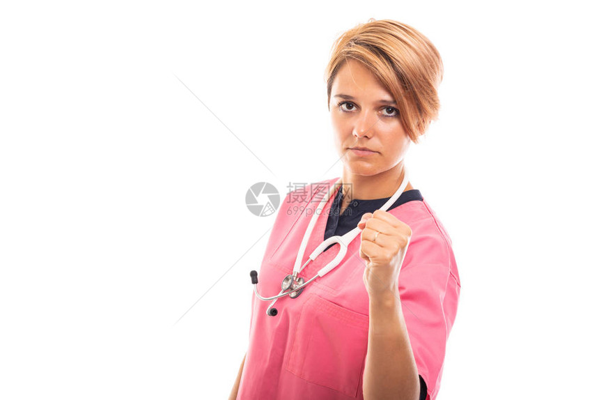 身穿粉红清洗剂的女兽医肖像图片