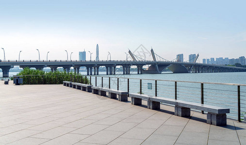 太湖与现代桥无锡背景图片