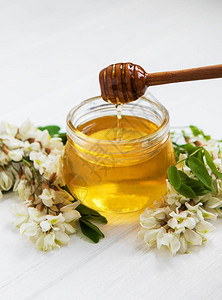 蜂蜜和acacia花图片