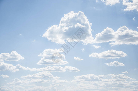 美丽的云彩有蓝天背景图片