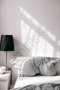 白色卧室设计极简主义概念图片