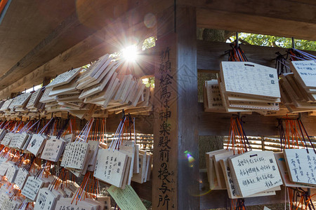 日本间古京都寺庙的建筑图片