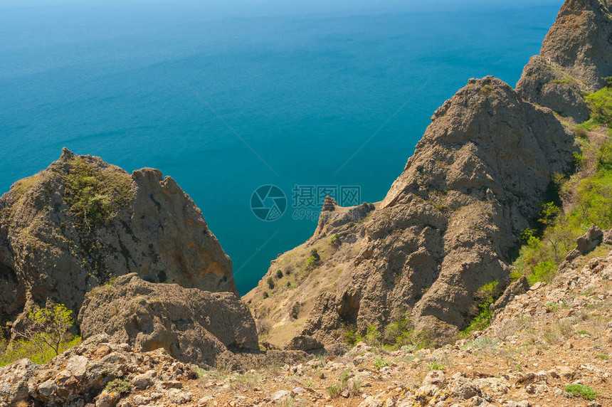 卡拉达格火山脉克里米亚半岛黑海岸的图片