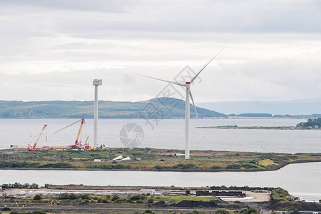 在决定在今年底前拆除苏格兰艾尔郡海岸的亨特斯顿的风力图片