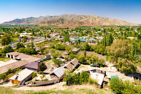 塔吉克斯坦小村庄鸟瞰图图片