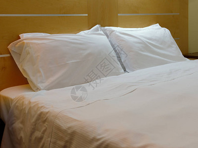 特写枕头双人卧室现代风格图片