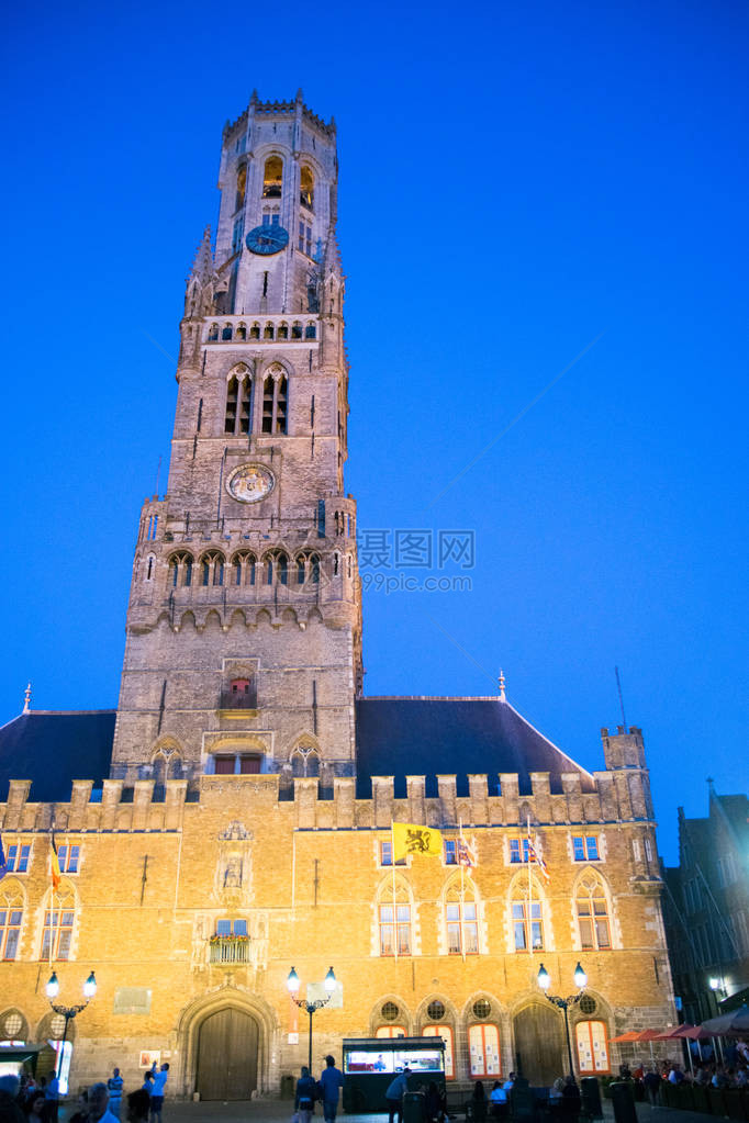 布鲁日钟楼是比利时布鲁日历史中心的一图片