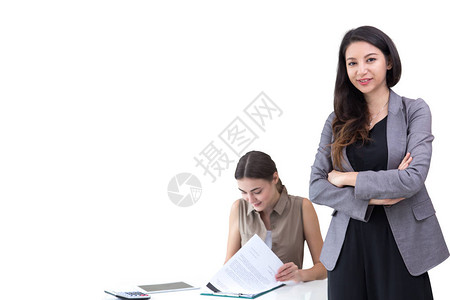 雇员在白种背景上单独工作的女企业主妇女老板图片