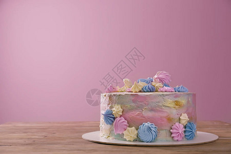 漂亮的生日蛋糕图片