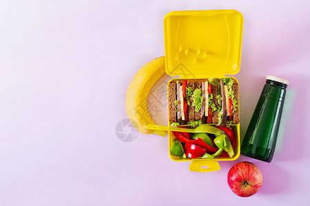 健康的学校午餐盒图片