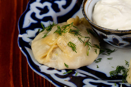 乌兹别克传统肉饺子图片