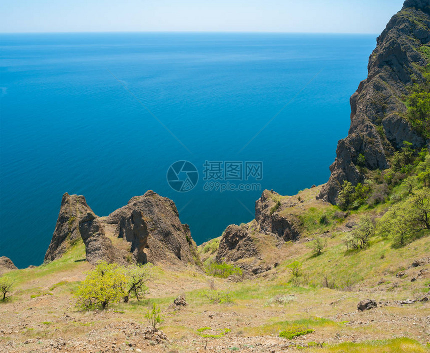 克里米亚半岛黑海岸卡拉达格火山脉的图片