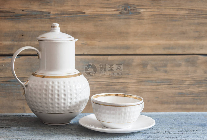 陶瓷咖啡壶白咖啡杯和图片