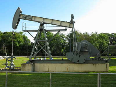 从事工业原油采炼的石油钻机泵用于图片