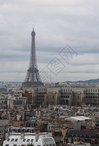 来自法国巴黎圣母大学巴西利卡的埃菲尔塔和背景图片