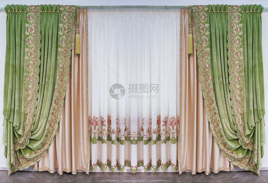 古典宫殿风格的客厅室内装饰图片