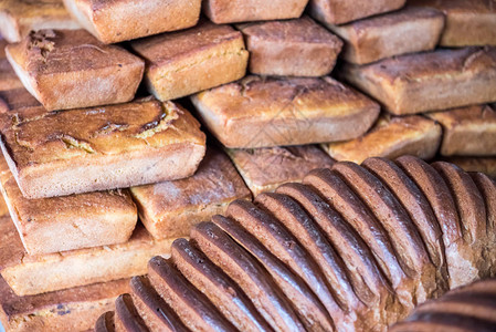 土耳其的特拉布宗传统大面包和玉米面包在商业上出图片
