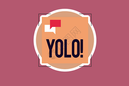 手写文字写作Yolo概念意义代表你只活过一个学生和青少年流行的阶图片