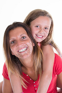 快乐的母亲和可爱的女儿孩在家庭图片
