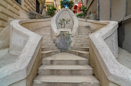 Stairs是通往Galata塔的著名行人楼梯图片