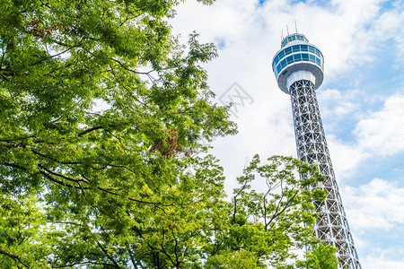 位于日本约科哈马市塔的美丽背景图片